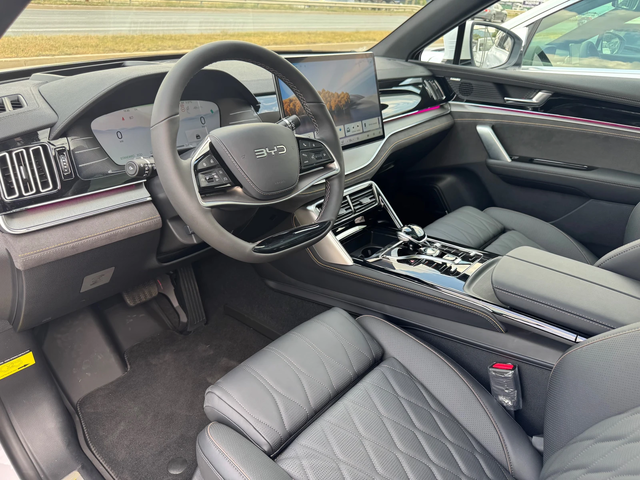 BYD Tang 108kwh./model 2025g. - автомобили, коли, обяви за нови и употребявани 7