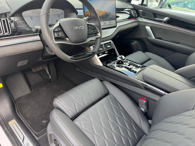 BYD Tang 108kwh./model 2025g. - автомобили, коли, обяви за нови и употребявани 8