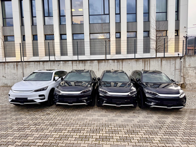BYD Tang TANG/86kw/6+ 1/ - автомобили, коли, обяви за нови и употребявани 1