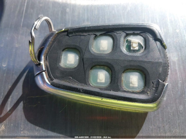 Cadillac ATS 3.6L V-6 DI, DOHC, VVT, 335HP Rear Wheel Drive - автомобили, коли, обяви за нови и употребявани 10