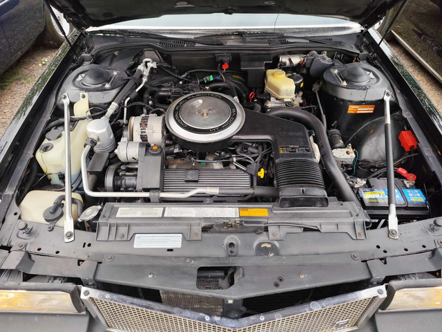 Cadillac Deville 4.5 132 к.с - автомобили, коли, обяви за нови и употребявани 15