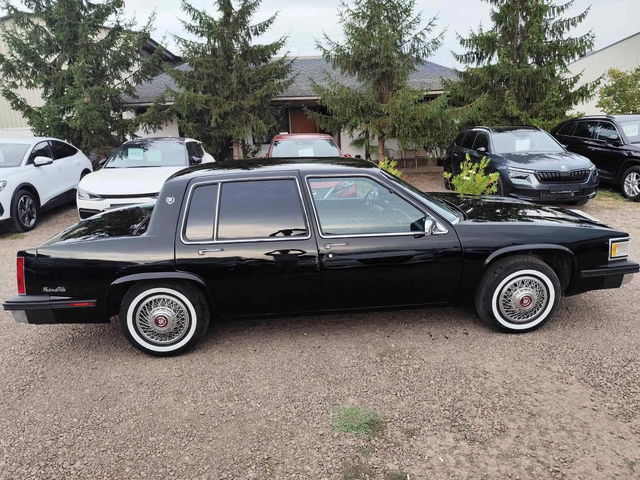 Cadillac Deville 4.5 132 к.с - автомобили, коли, обяви за нови и употребявани 7