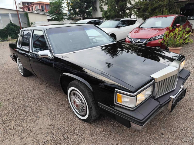 Cadillac Deville 4.5 132 к.с - автомобили, коли, обяви за нови и употребявани 8