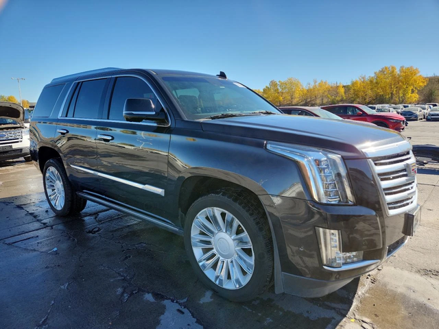 Cadillac Escalade ПОДГРЕВ* КАМЕРА* КЕЙЛЕС* LANE* ASSIST - автомобили, коли, обяви за нови и употребявани 3