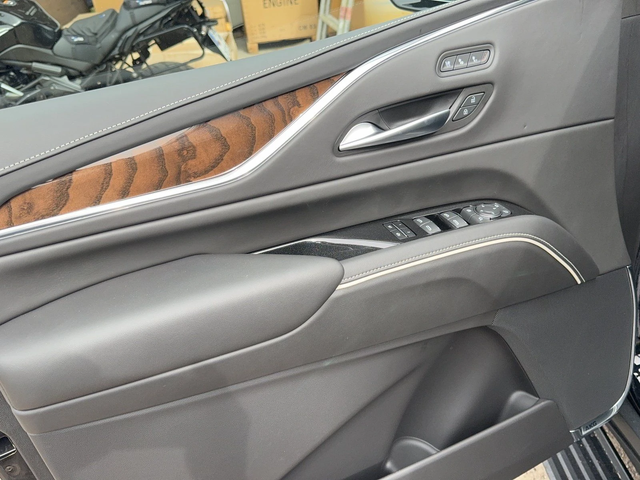 Cadillac Escalade 6.2 V8 Sport Platinum 4WD - автомобили, коли, обяви за нови и употребявани 6