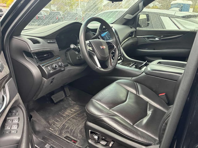 Cadillac Escalade * Platinum * CARFAX * ОБДУХВАНЕ * 360 * ТЕЛЕВИЗОРИ - автомобили, коли, обяви за нови и употребявани 4