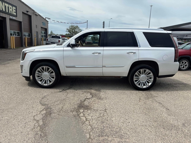 Cadillac Escalade Platinum* CARFAX* АВТО КРЕДИТ* - автомобили, коли, обяви за нови и употребявани 2