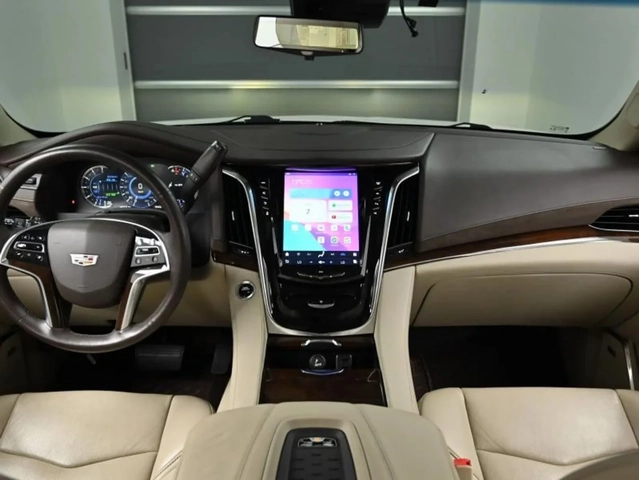 Cadillac Escalade ПОДГРЕВ| ОБДУХВАНЕ| ПАНО| 360 - автомобили, коли, обяви за нови и употребявани 4