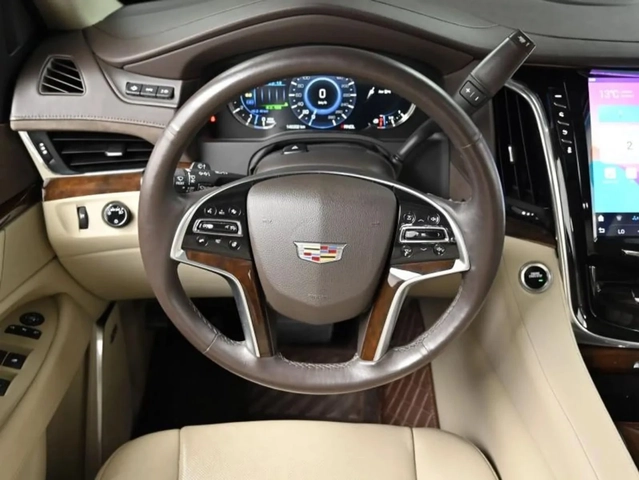 Cadillac Escalade ПОДГРЕВ| ОБДУХВАНЕ| ПАНО| 360 - автомобили, коли, обяви за нови и употребявани 9