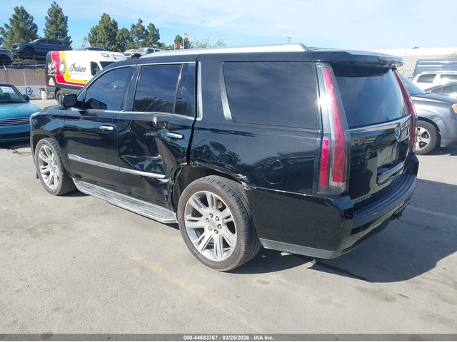 Cadillac Escalade 6.2L V-8 DI, VVT, 420HP 4X2 Drive - автомобили, коли, обяви за нови и употребявани 2