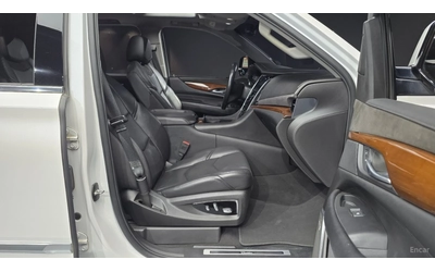 Cadillac Escalade 6.2* HUD* МОНИТОРИ* КОЖА* ОБДУХВ* ПАНО - автомобили, коли, обяви за нови и употребявани 8