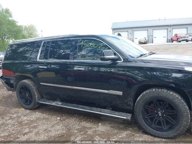 Cadillac Escalade * ESV* PLATINUM* ПАНО* KEYLESS* Camera* ПОДГРЕВ* - автомобили, коли, обяви за нови и употребявани 8