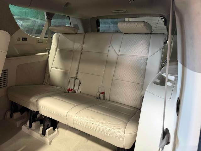 Cadillac ESCALADE ESV 6.2L 8cyl 4WD - автомобили, коли, обяви за нови и употребявани 12