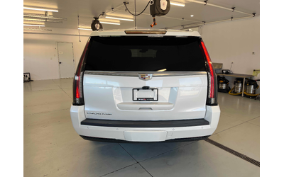 cadillac-escalade-esv-6-2l-8cyl-4wd - 3