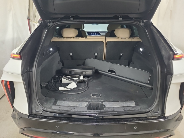 Cadillac LYRIQ N/A Rear Wheel Drive - автомобили, коли, обяви за нови и употребявани 13