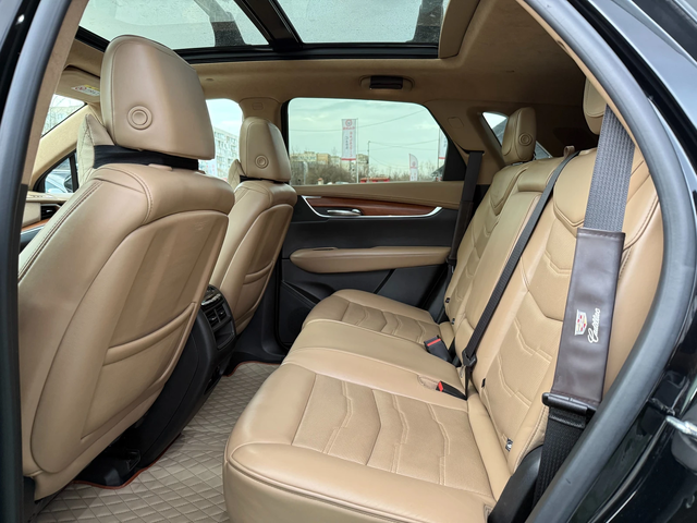 Cadillac XT5 PLATINUM 3.6 AWD - автомобили, коли, обяви за нови и употребявани 8