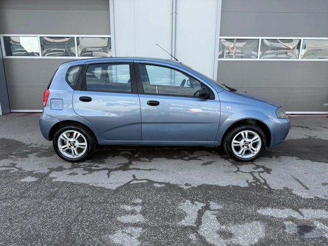 Chevrolet Aveo 1, 4 - автомобили, коли, обяви за нови и употребявани 5