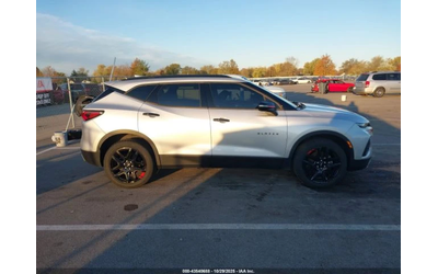 Chevrolet Blazer ПОДГРЕВ* КАМЕРА* КЕЙЛЕС* LANE* ASSIST - автомобили, коли, обяви за нови и употребявани 11