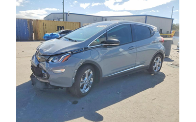 chevrolet-bolt-front-wheel-drive - 1