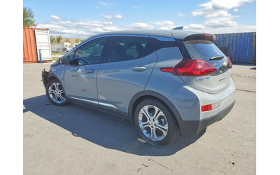 chevrolet-bolt-front-wheel-drive - 2