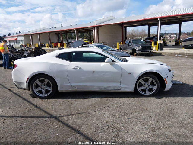Chevrolet Camaro 2.0L I-4 DI, DOHC, VVT, TURBO, 275HP Rear Wheel Drive - автомобили, коли, обяви за нови и употребявани 12