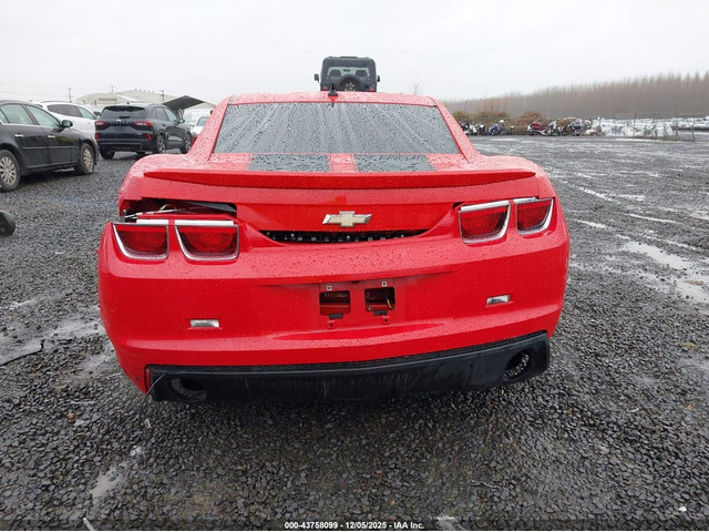 Chevrolet Camaro 3.6L V-6 DI, DOHC, VVT, 323HP Rear Wheel Drive - автомобили, коли, обяви за нови и употребявани 15