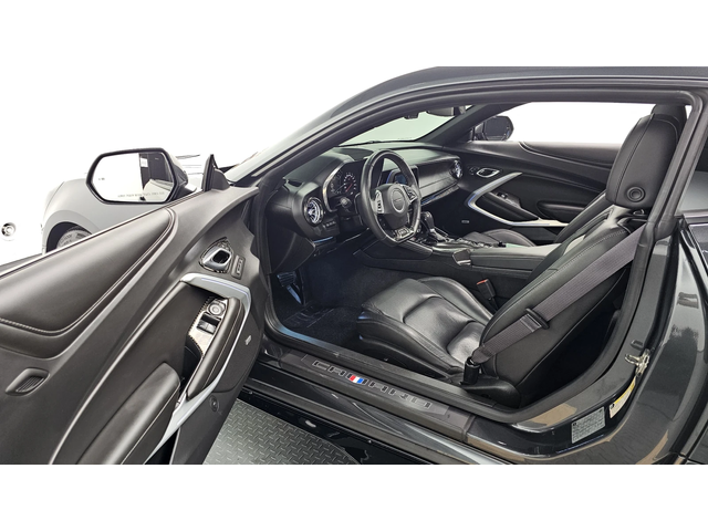 Chevrolet Camaro S6 6.2 V8 autogeorge.com - автомобили, коли, обяви за нови и употребявани 10