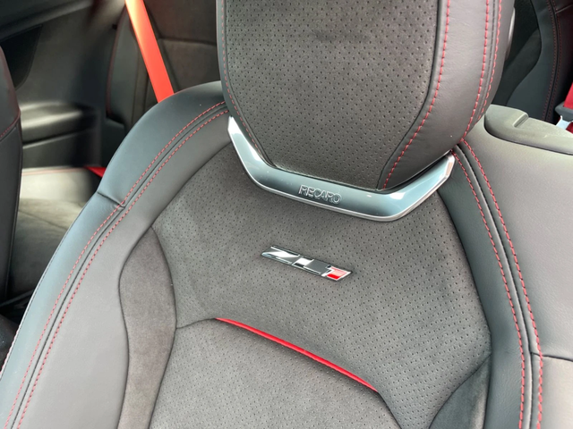 Chevrolet Camaro 6.2l V8 ZL1 Coupe - автомобили, коли, обяви за нови и употребявани 16