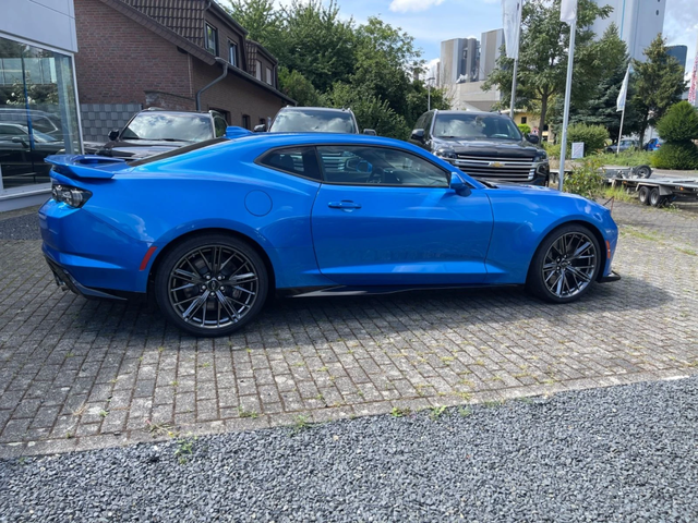 Chevrolet Camaro 6.2l V8 ZL1 Coupe - автомобили, коли, обяви за нови и употребявани 8