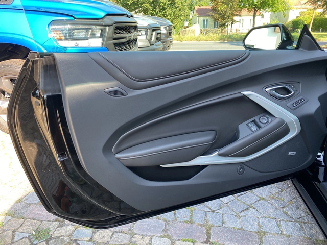 Chevrolet Camaro Coupe SS 6.2 V8 - автомобили, коли, обяви за нови и употребявани 16