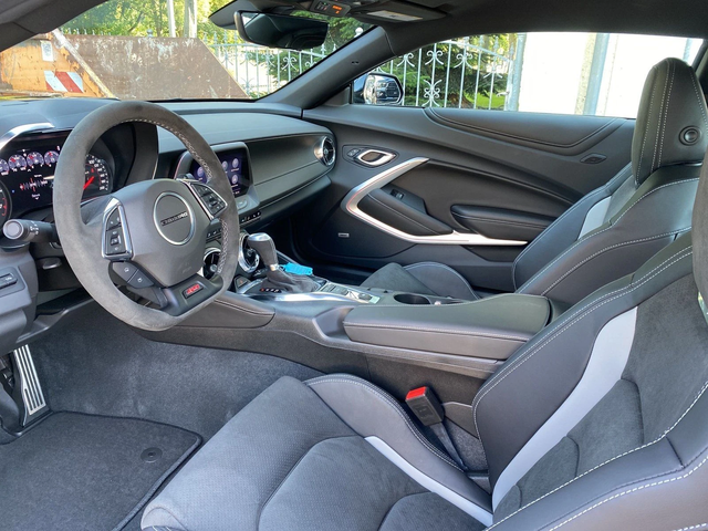 Chevrolet Camaro Coupe SS 6.2 V8 - автомобили, коли, обяви за нови и употребявани 6