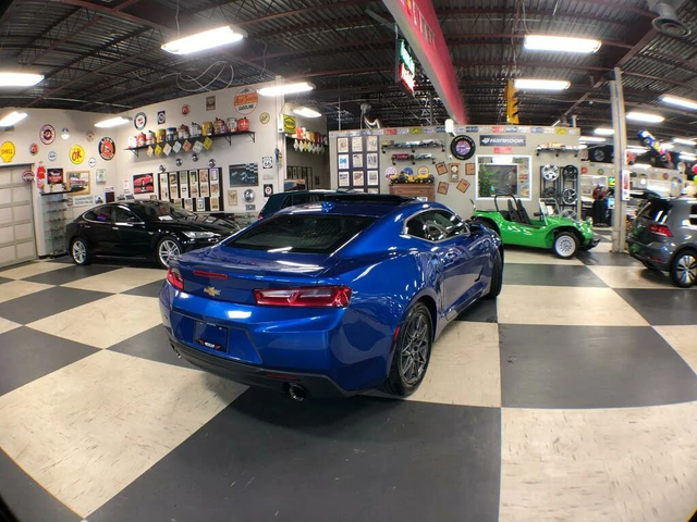 Chevrolet Camaro 1LT* Coupe* RWD* АвтоКредит* (ЦЕНА ДО БГ) - автомобили, коли, обяви за нови и употребявани 4