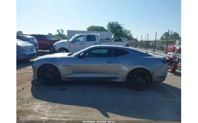 Chevrolet Camaro 2dr Cpe LT1 - автомобили, коли, обяви за нови и употребявани 7