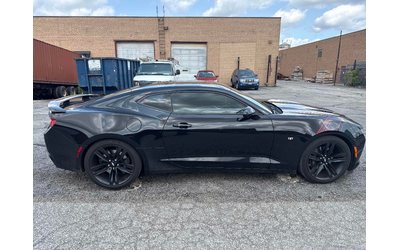 chevrolet-camaro-6-2l-8cyl-rwd - 2