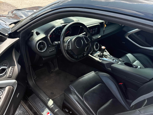 Chevrolet Camaro 6.2L 8cyl RWD - автомобили, коли, обяви за нови и употребявани 4