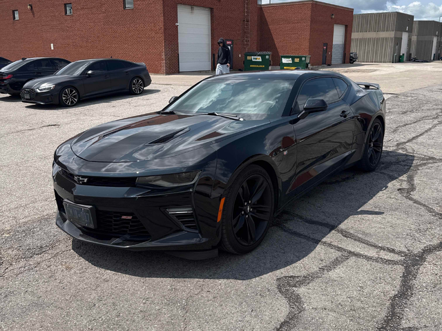 Chevrolet Camaro 6.2L 8cyl RWD - автомобили, коли, обяви за нови и употребявани 0