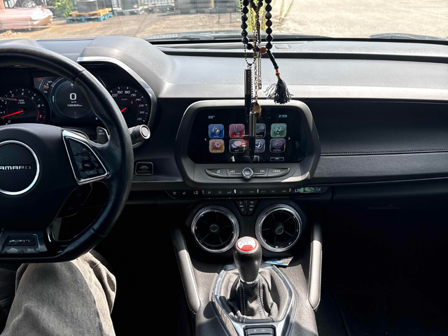 Chevrolet Camaro 6.2L 8cyl RWD - автомобили, коли, обяви за нови и употребявани 8