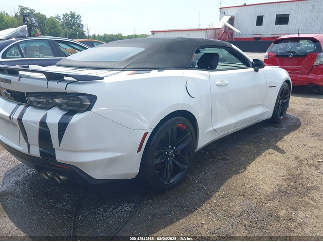 Chevrolet Camaro 6.2L V-8 DI, VVT, 455HP Rear Wheel Drive - автомобили, коли, обяви за нови и употребявани 3