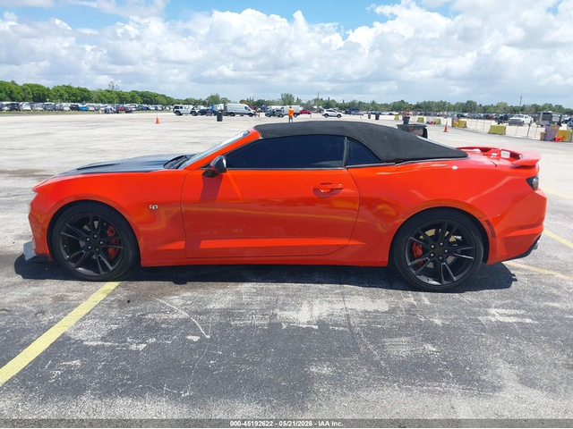 Chevrolet Camaro 6.2L V-8 DI, VVT, 455HP Rear Wheel Drive - автомобили, коли, обяви за нови и употребявани 13