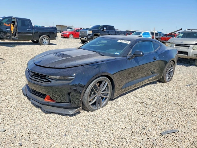 Chevrolet Camaro LT1* 6.2* ПОДГРЕВ* LED* NAVI* - автомобили, коли, обяви за нови и употребявани 0