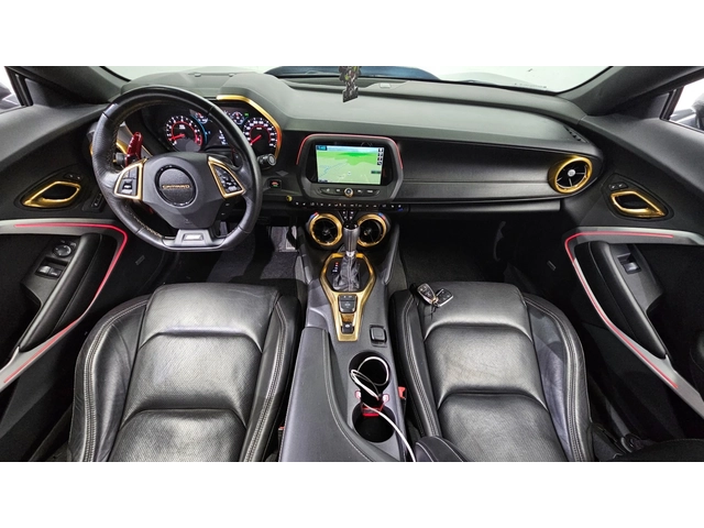 Chevrolet Camaro SS 6.2 V8 - автомобили, коли, обяви за нови и употребявани 6