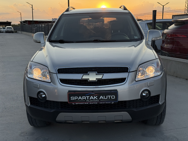Chevrolet Captiva 2.0D* 2010г.* АВТОМАТИК* 4х4* КОЖА* 6+1 Местен* - автомобили, коли, обяви за нови и употребявани 1