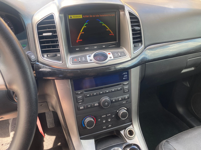 Chevrolet Captiva 3.0i V6 4X4 - автомобили, коли, обяви за нови и употребявани 8