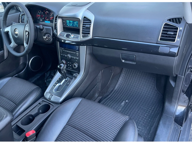 Chevrolet Captiva 2, 2crd 4x4, 6+ 1м., 184k.c., печка, авто, кожа, б - автомобили, коли, обяви за нови и употребявани 8