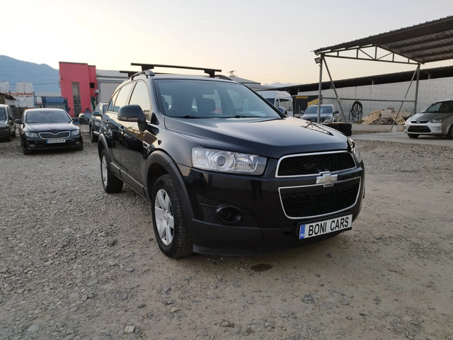 Chevrolet Captiva 2.2-VCDi-163к.с- 7 МЕСТНА - автомобили, коли, обяви за нови и употребявани 1