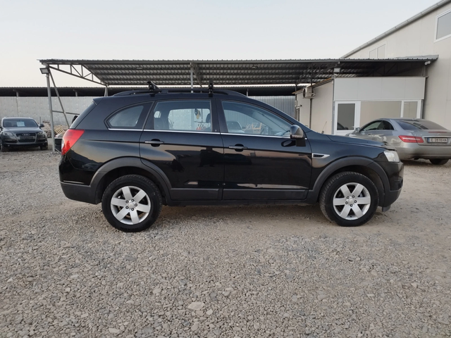 Chevrolet Captiva 2.2-VCDi-163к.с- 7 МЕСТНА - автомобили, коли, обяви за нови и употребявани 7