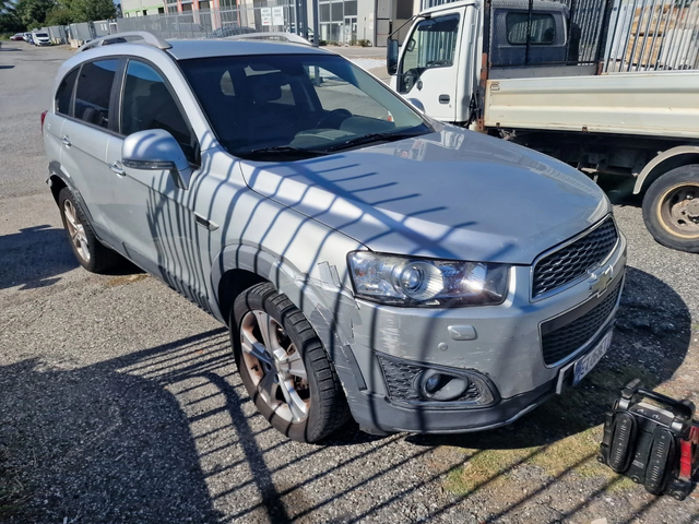 Chevrolet Captiva 2.2 CDTI AVTO KOJA NAVI - автомобили, коли, обяви за нови и употребявани 2