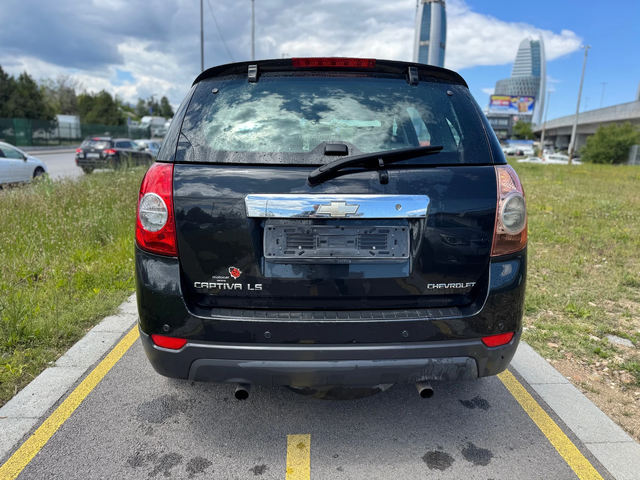 Chevrolet Captiva 2.4i-7 места-2010-ГАЗ - автомобили, коли, обяви за нови и употребявани 4