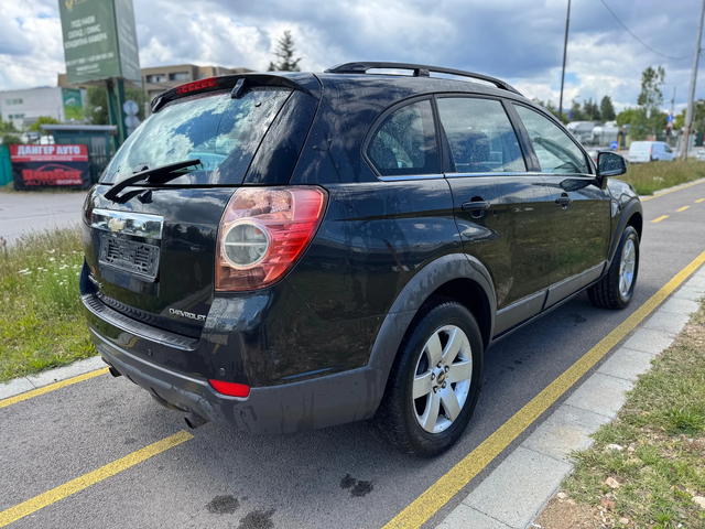 Chevrolet Captiva 2.4i-7 места-2010-ГАЗ - автомобили, коли, обяви за нови и употребявани 5