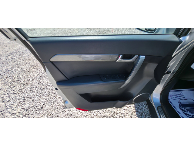 Chevrolet Captiva 2.0 VCDI 16V 4x4 ITALIA EURO 4 - автомобили, коли, обяви за нови и употребявани 6